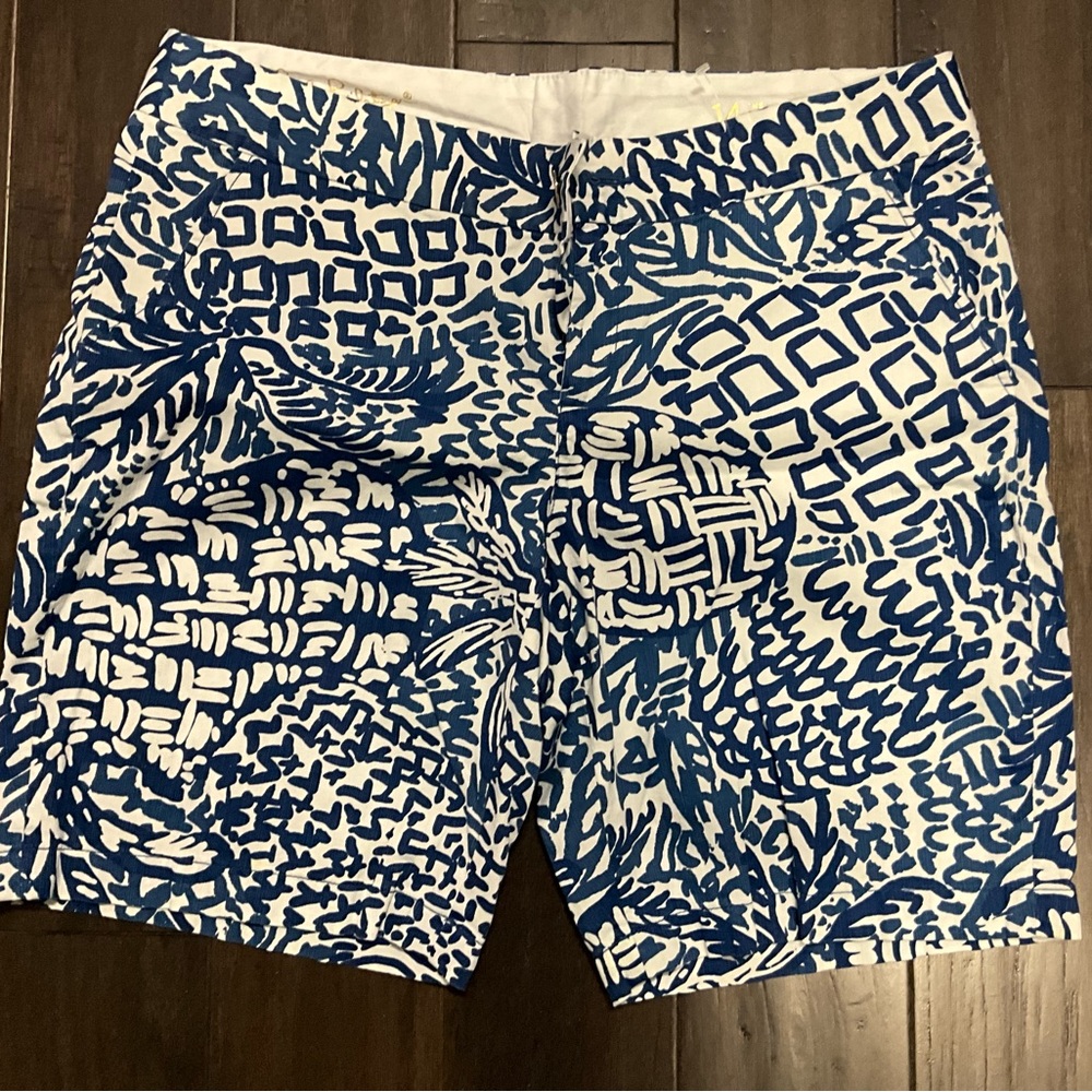 Lilly Pulitzer Chipper Shorts Size 14